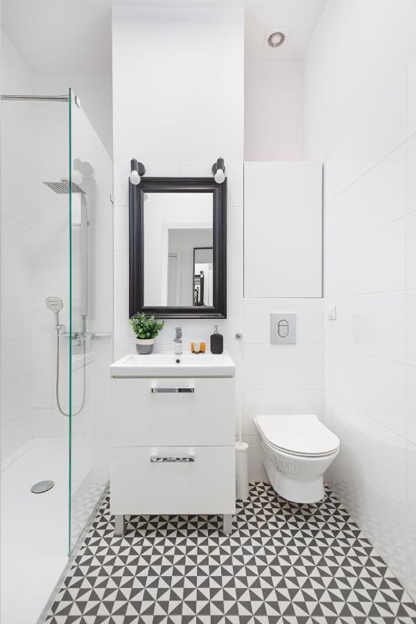 Leilighet Stylowe Z Antresola Warszawa